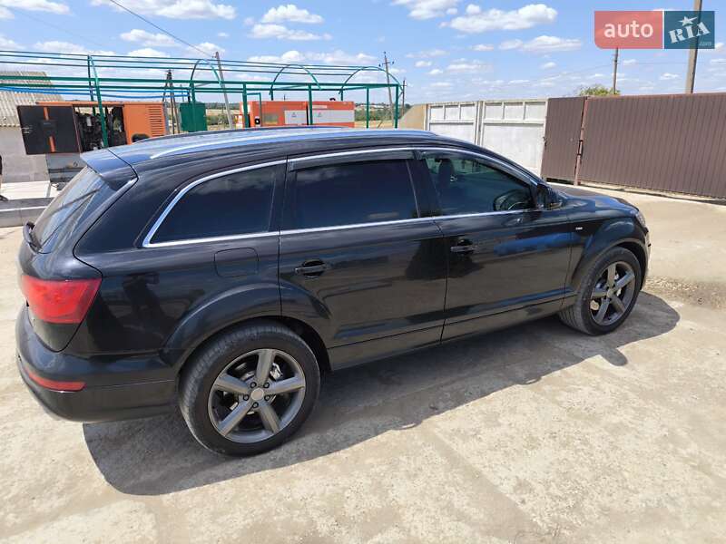 Внедорожник / Кроссовер Audi Q7 2012 в Одессе