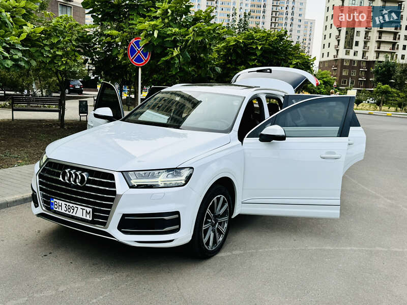Внедорожник / Кроссовер Audi Q7 2016 в Одессе