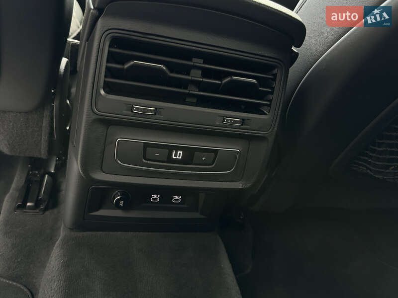 Позашляховик / Кросовер Audi Q7 2020 в Одесі