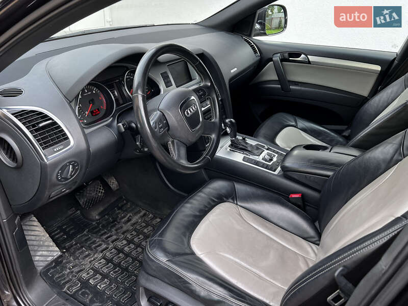 Внедорожник / Кроссовер Audi Q7 2009 в Луцке