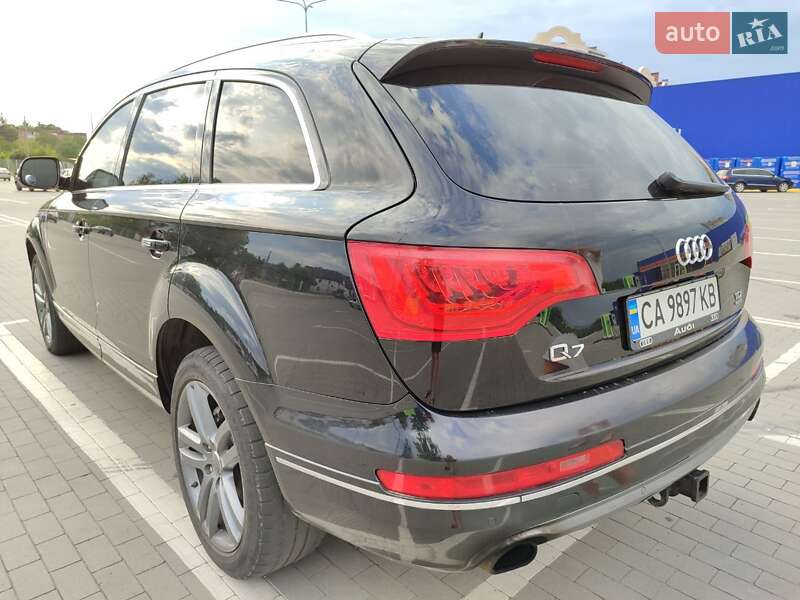 Позашляховик / Кросовер Audi Q7 2014 в Умані
