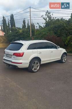 Внедорожник / Кроссовер Audi Q7 2015 в Ровно