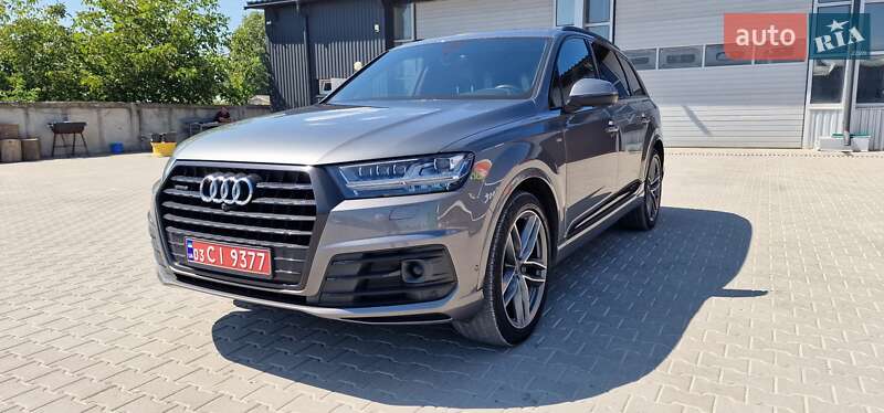 Позашляховик / Кросовер Audi Q7 2018 в Тернополі
