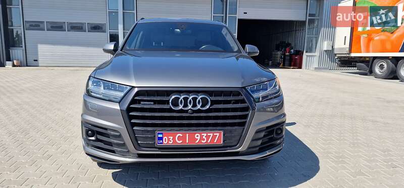 Позашляховик / Кросовер Audi Q7 2018 в Тернополі