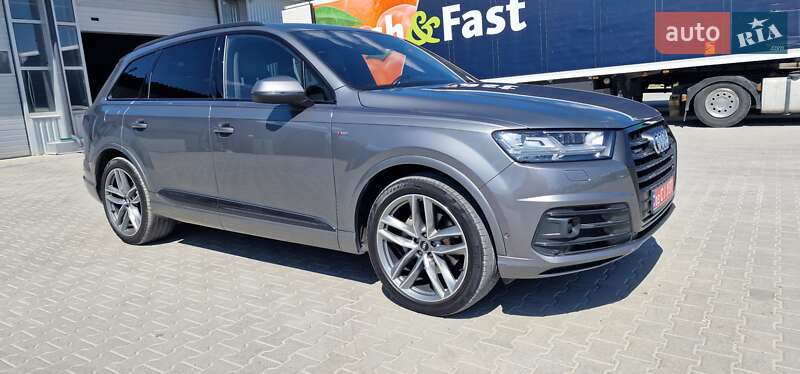 Позашляховик / Кросовер Audi Q7 2018 в Тернополі