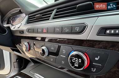 Позашляховик / Кросовер Audi Q7 2016 в 