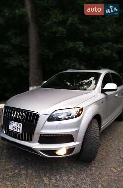 Внедорожник / Кроссовер Audi Q7 2015 в 