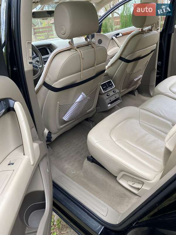 Позашляховик / Кросовер Audi Q7 2015 в Івано-Франківську