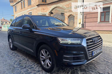 Внедорожник / Кроссовер Audi Q7 2017 в 