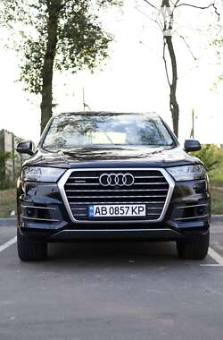 Внедорожник / Кроссовер Audi Q7 2017 в Виннице