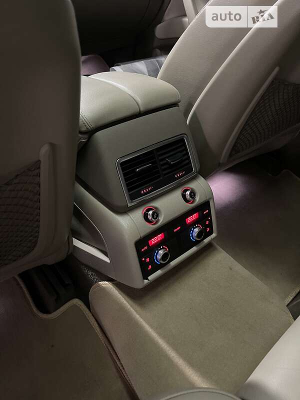 Внедорожник / Кроссовер Audi Q7 2010 в Ивано-Франковске
