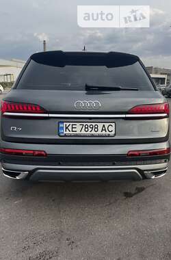 Позашляховик / Кросовер Audi Q7 2023 в Дніпрі