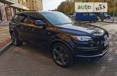 Позашляховик / Кросовер Audi Q7 2015 в Луцьку