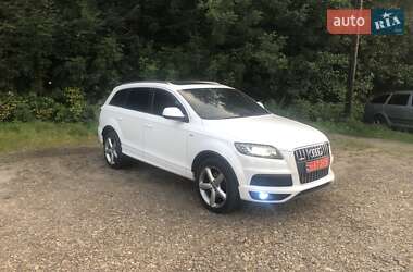 Позашляховик / Кросовер Audi Q7 2009 в 