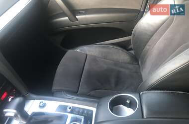 Позашляховик / Кросовер Audi Q7 2009 в 