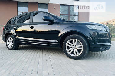 Позашляховик / Кросовер Audi Q7 2011 в Мукачевому