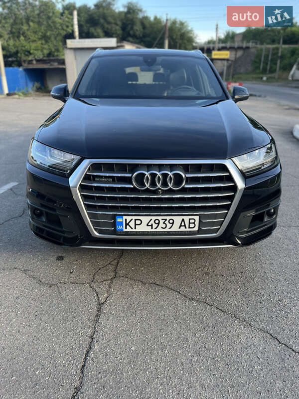 Внедорожник / Кроссовер Audi Q7 2019 в Запорожье