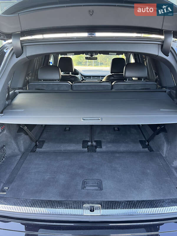 Внедорожник / Кроссовер Audi Q7 2019 в Запорожье