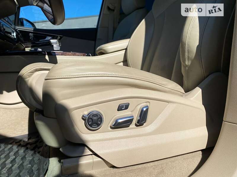 Внедорожник / Кроссовер Audi Q7 2017 в Львове
