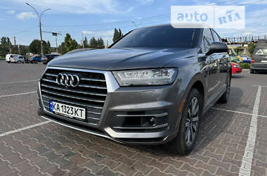 Внедорожник / Кроссовер Audi Q7 2017 в Сумах