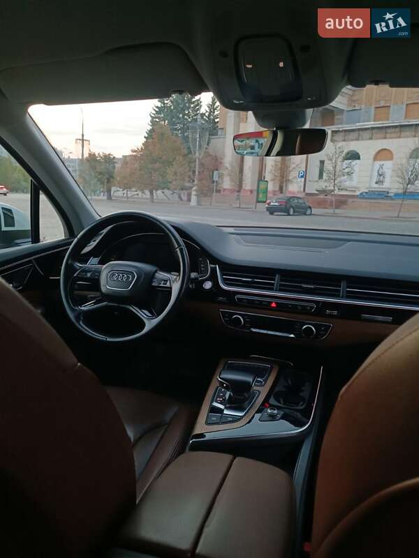 Позашляховик / Кросовер Audi Q7 2017 в Харкові