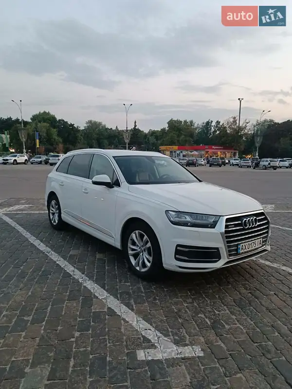 Audi Q7