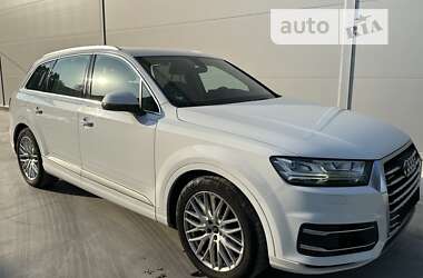 Позашляховик / Кросовер Audi Q7 2017 в Івано-Франківську