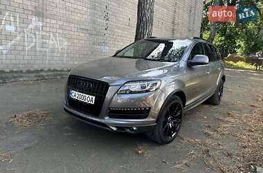 Внедорожник / Кроссовер Audi Q7 2014 в 
