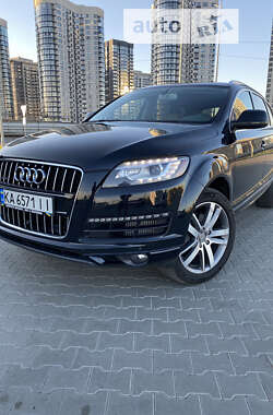 Внедорожник / Кроссовер Audi Q7 2013 в Киеве