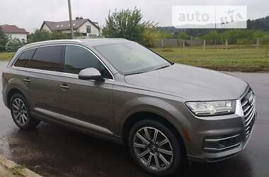 Внедорожник / Кроссовер Audi Q7 2017 в Старом Самборе