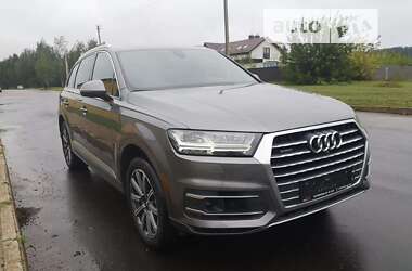 Позашляховик / Кросовер Audi Q7 2017 в Старому Самборі