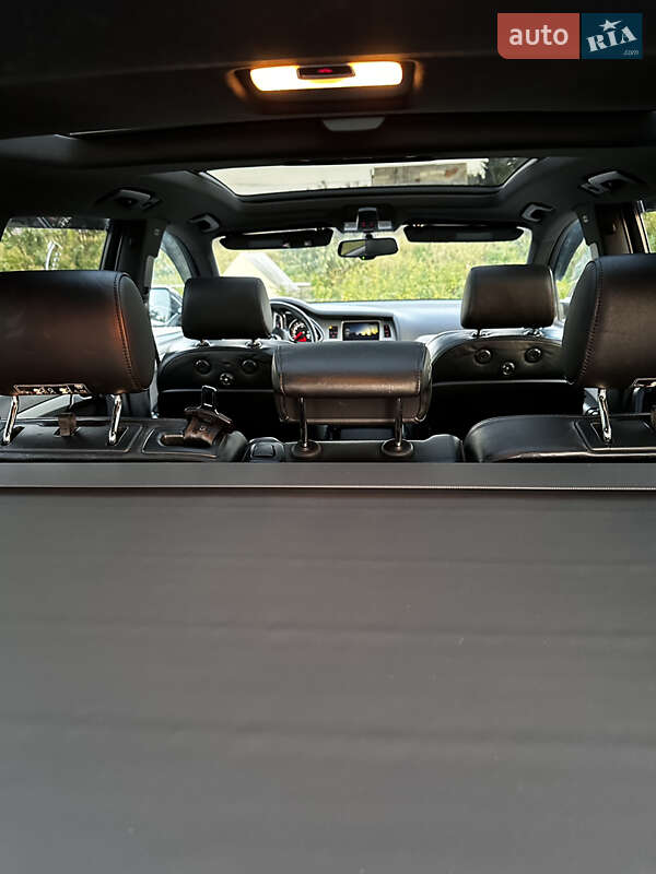 Позашляховик / Кросовер Audi Q7 2010 в Самборі