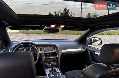 Внедорожник / Кроссовер Audi Q7 2010 в 
