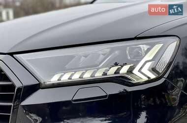 Внедорожник / Кроссовер Audi Q7 2020 в 