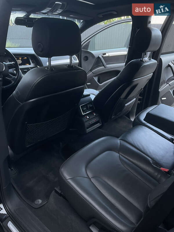 Позашляховик / Кросовер Audi Q7 2015 в Чернівцях фото 12 Позашляховик / Кросовер Audi Q7 2015 в Чернівцях