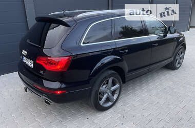 Внедорожник / Кроссовер Audi Q7 2015 в Черновцах