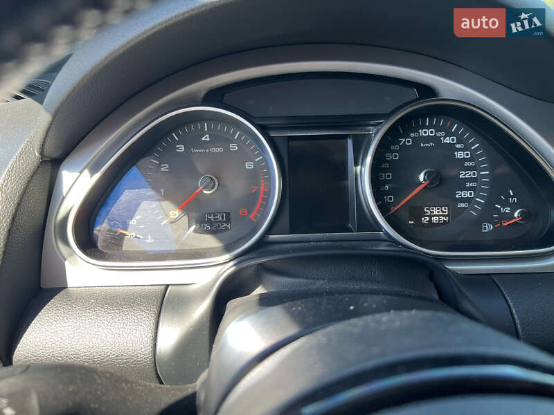 Внедорожник / Кроссовер Audi Q7 2011 в Запорожье