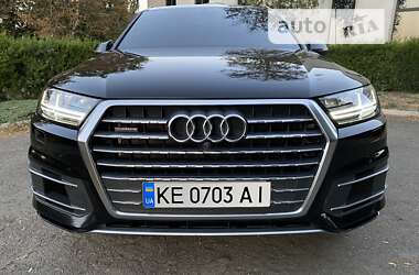 Внедорожник / Кроссовер Audi Q7 2016 в Днепре