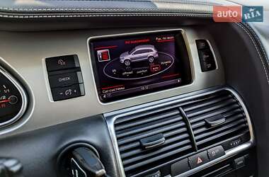 Позашляховик / Кросовер Audi Q7 2012 в 