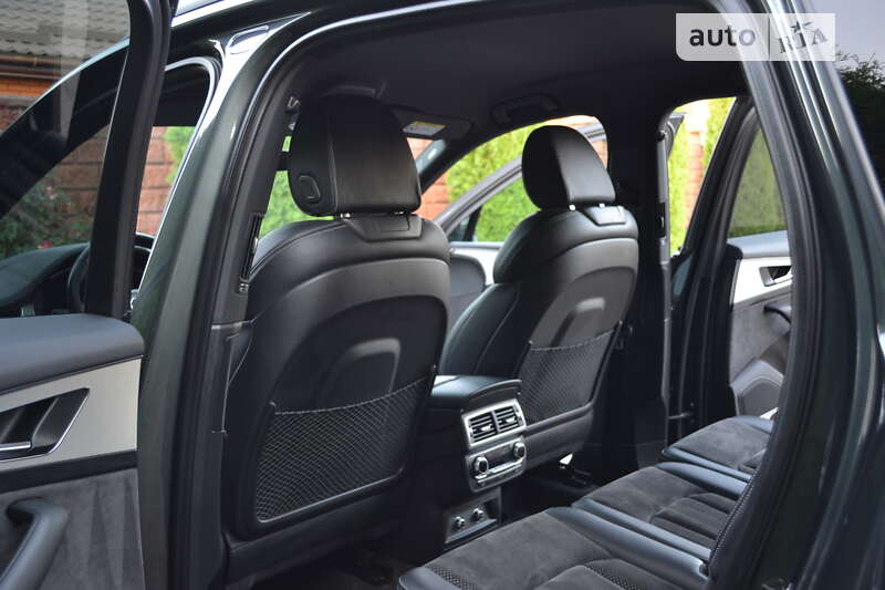 Позашляховик / Кросовер Audi Q7 2019 в Рівному