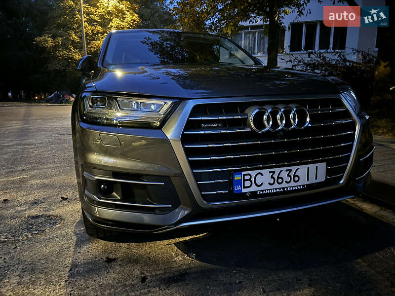 Внедорожник / Кроссовер Audi Q7 2018 в Львове