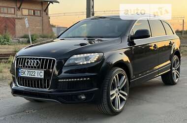 Позашляховик / Кросовер Audi Q7 2010 в Миргороді