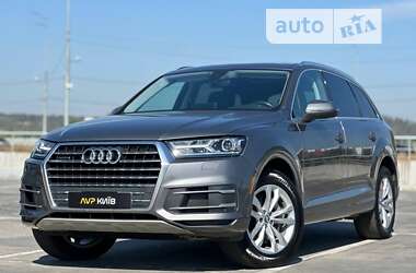 Позашляховик / Кросовер Audi Q7 2017 в Києві