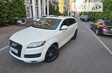 Позашляховик / Кросовер Audi Q7 2013 в Києві