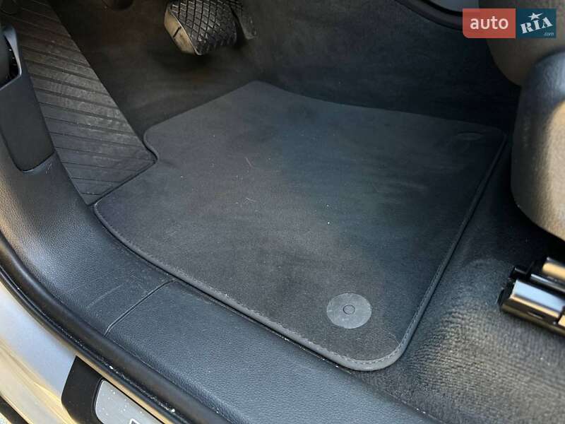 Позашляховик / Кросовер Audi Q7 2017 в Києві фото 42 Позашляховик / Кросовер Audi Q7 2017 в Києві