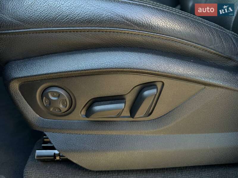 Позашляховик / Кросовер Audi Q7 2017 в Києві фото 12 Позашляховик / Кросовер Audi Q7 2017 в Києві