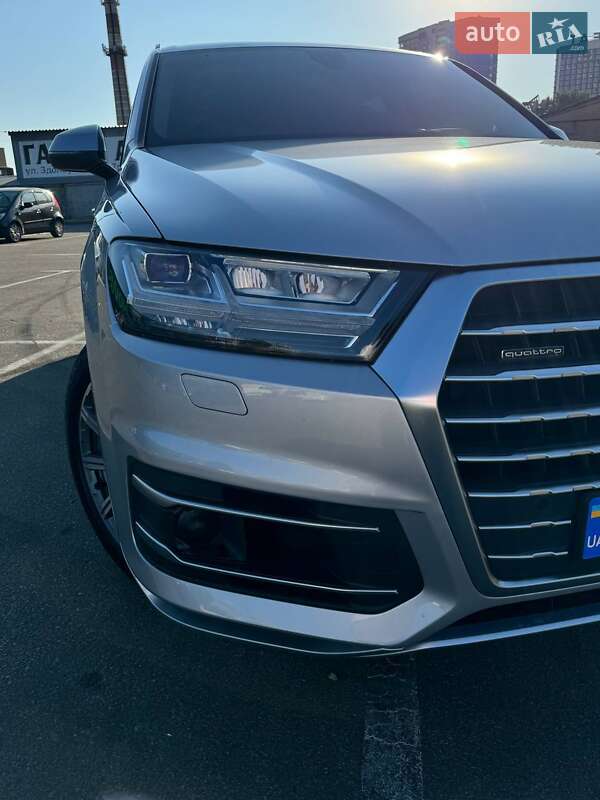Позашляховик / Кросовер Audi Q7 2017 в Києві фото 3 Позашляховик / Кросовер Audi Q7 2017 в Києві