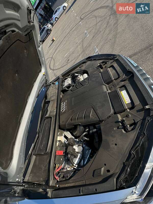Позашляховик / Кросовер Audi Q7 2017 в Києві фото 26 Позашляховик / Кросовер Audi Q7 2017 в Києві