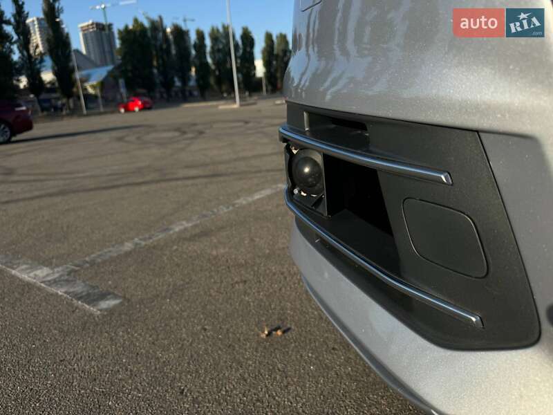 Позашляховик / Кросовер Audi Q7 2017 в Києві фото 36 Позашляховик / Кросовер Audi Q7 2017 в Києві