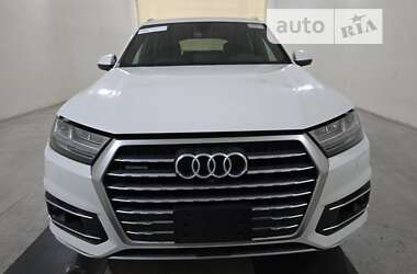 Позашляховик / Кросовер Audi Q7 2017 в Львові